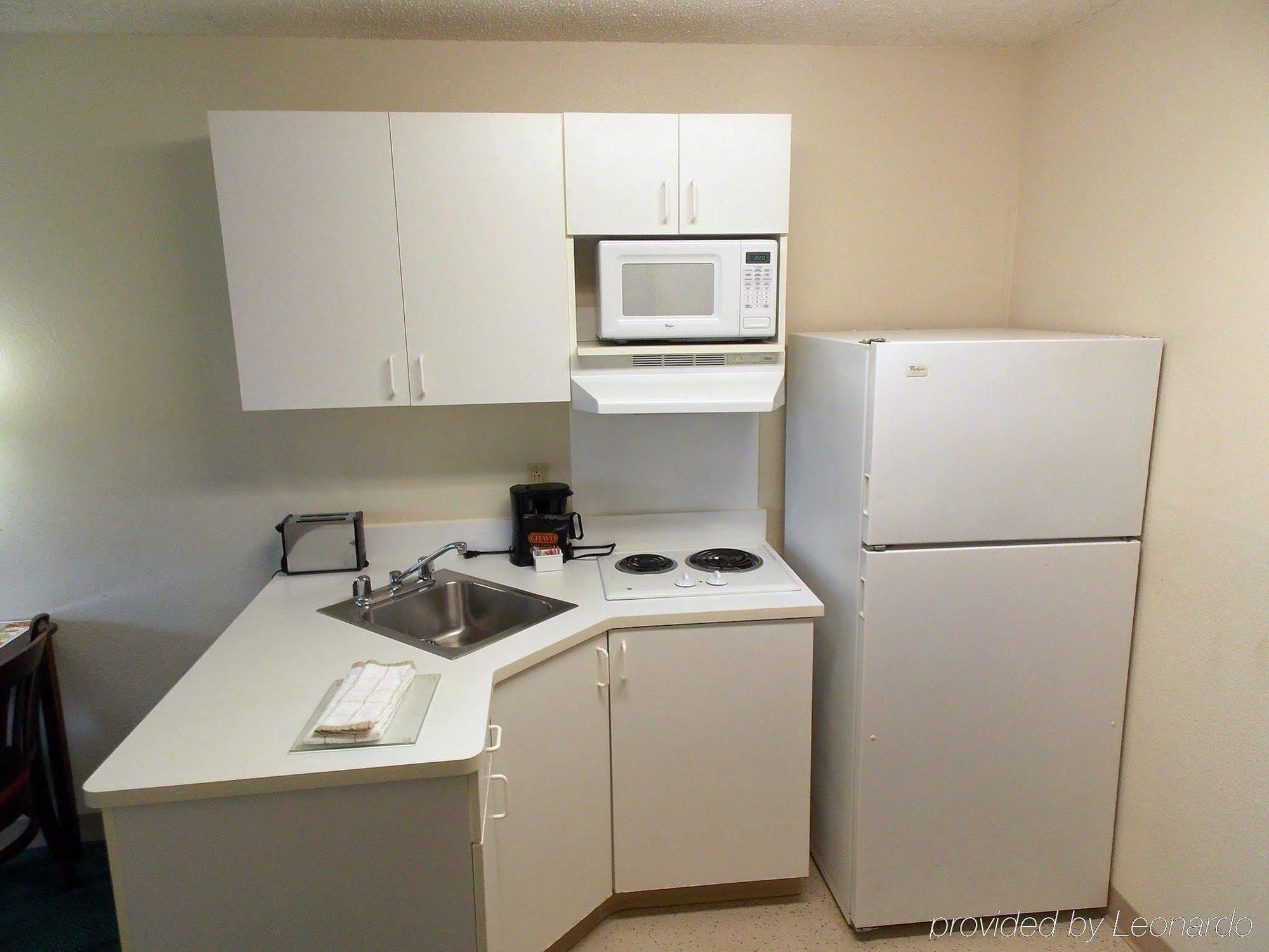 Extended Stay America Select Suites - Columbia - Stadium Blvd Exterior photo